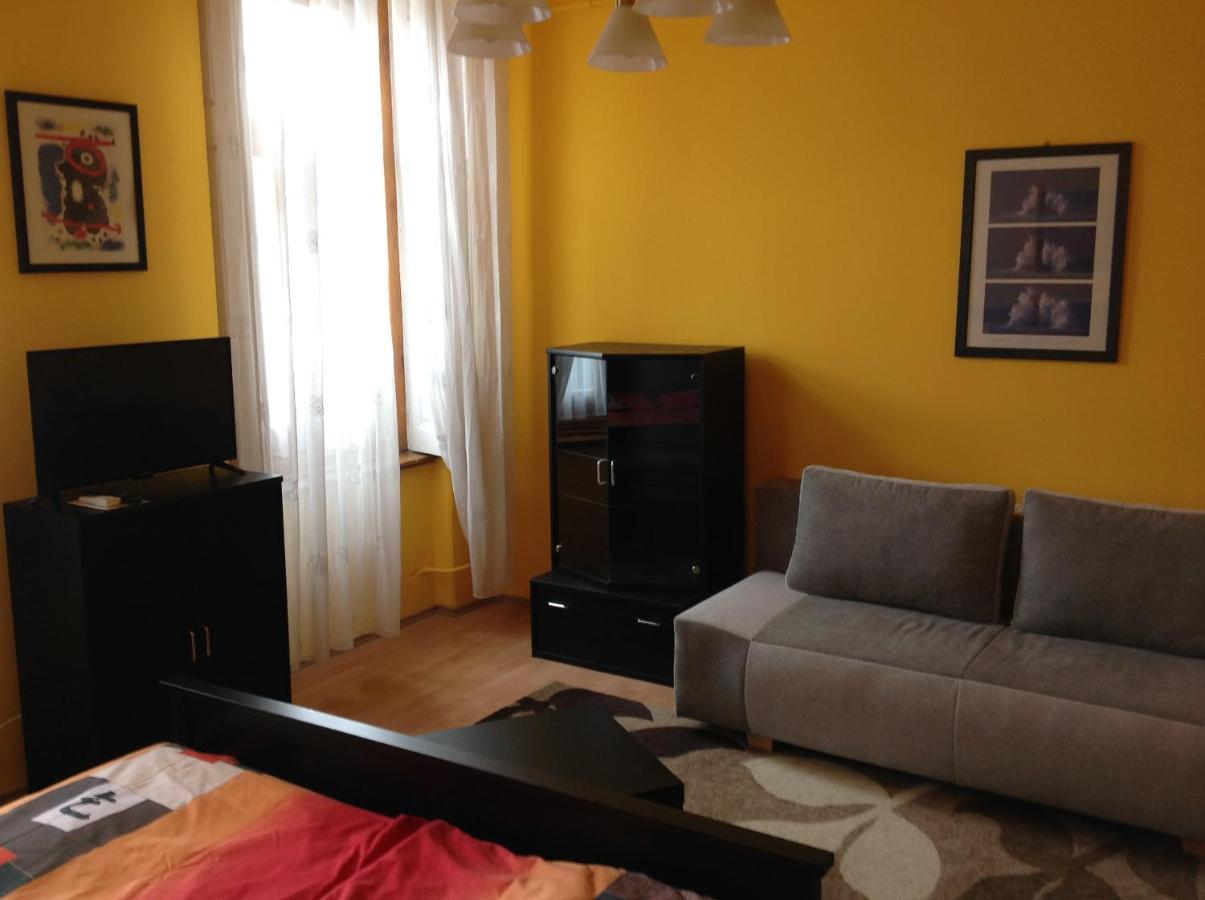 King Apartman Sárvár Eksteriør billede